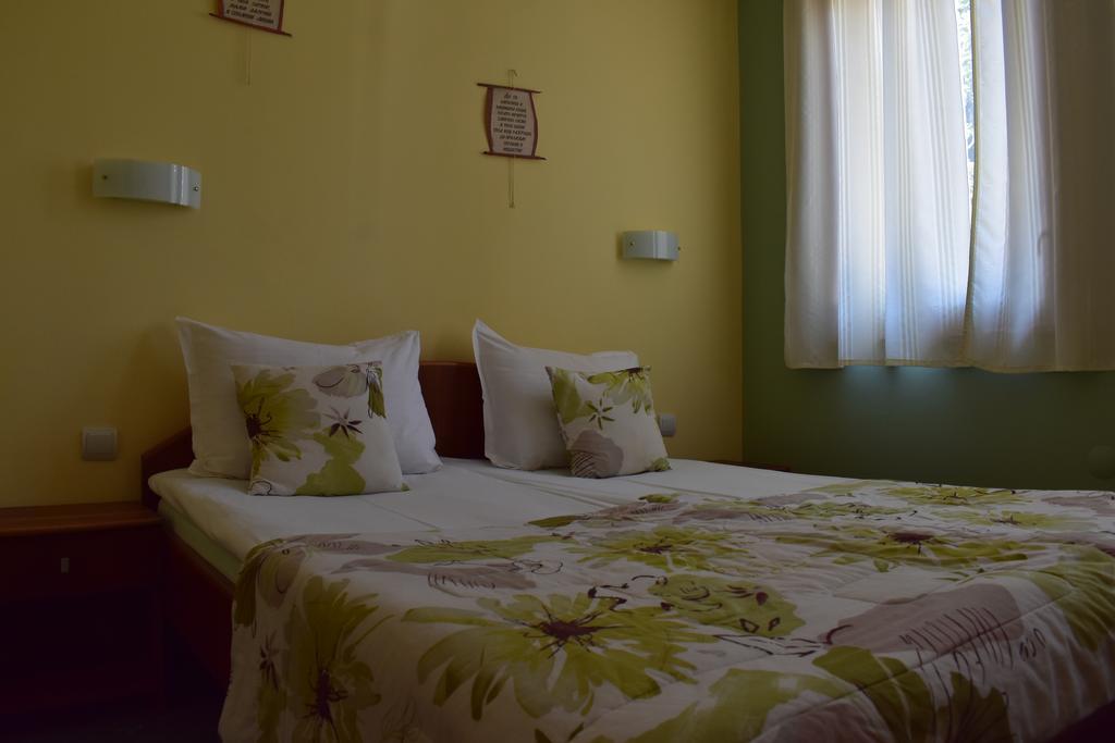 Family Hotel Bashtina Kashta Koprivshtitsa Habitación foto